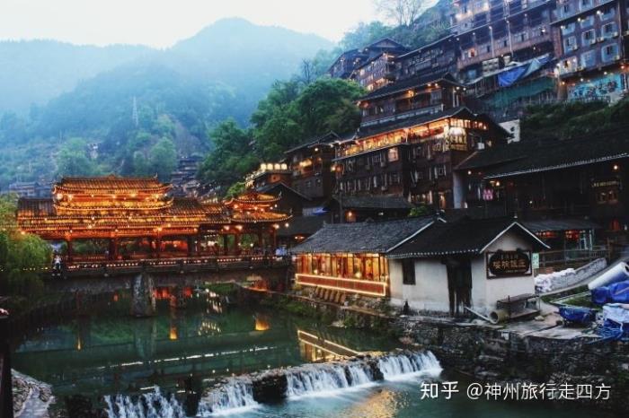 暑假跟朋友打算去貴州伴游,希網(wǎng)友推薦詳細(xì)的伴游攻略! 暑假跟朋友打算去貴州伴游,希網(wǎng)友推薦詳細(xì)的伴游攻略!