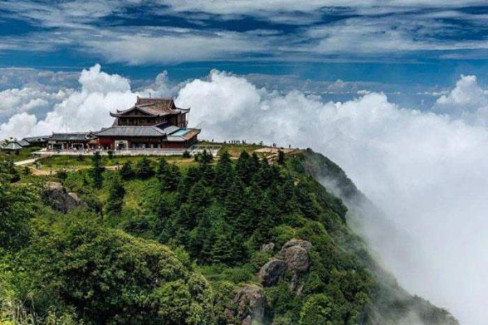 峨眉山有什么好玩的地方或者景點(diǎn)