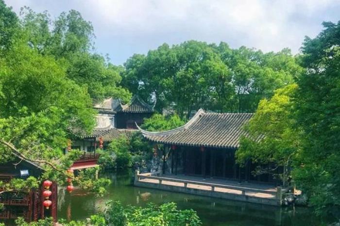 過年適合一個(gè)人去旅游的地方有哪些?這25個(gè)比較好的地方非常適合散心
