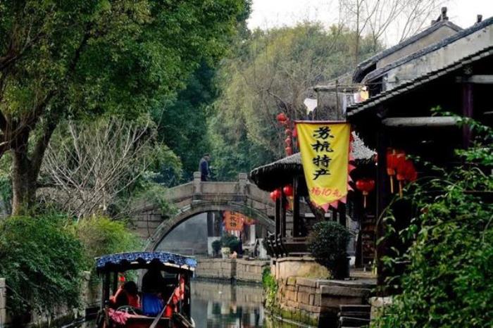 過年適合一個(gè)人去旅游的地方有哪些?這25個(gè)比較好的地方非常適合散心