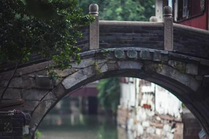 過年適合一個(gè)人去旅游的地方有哪些?這25個(gè)比較好的地方非常適合散心