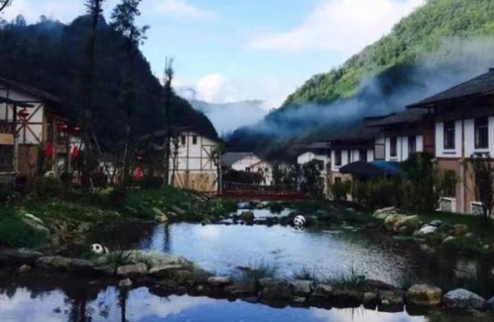 蜂桶寨鄧池溝景區(qū)