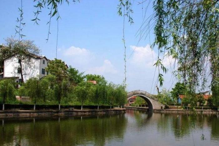西月湖公園