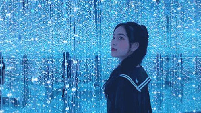 2022《精彩上?！仿糜温撈?   title=