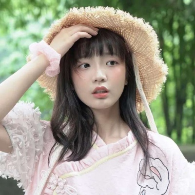 佳木斯旅游私人導(dǎo)游國(guó)內(nèi)空姐閔家嬋