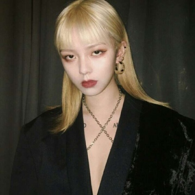 湘西伴游交友直播網紅仰夢香
