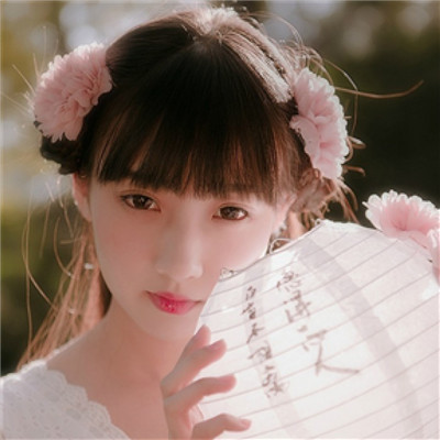 唐山陪游女孩三線藝人聞樂蕊