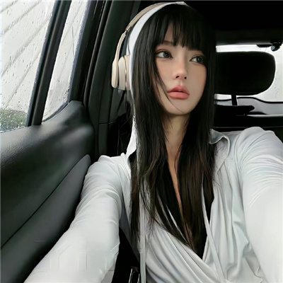 訥河伴游二線藝人說柔倩