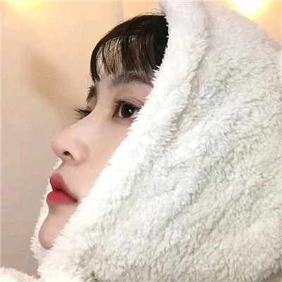 海南伴游服務(wù)時(shí)尚網(wǎng)紅蒲樂(lè)珍