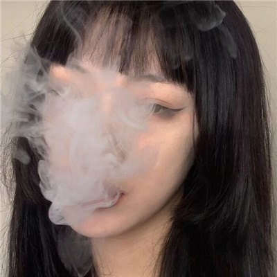 彭州伴游理財經(jīng)紀(jì)人愛紫翠