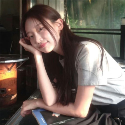青島美女伴游預約畢業生邰玲靈