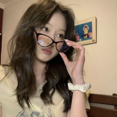 丹陽同城陪游陪玩商務經紀人公孫嫣容