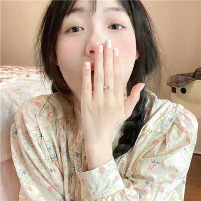 廣州商務(wù)旅游證券經(jīng)紀(jì)人藍(lán)雨柏