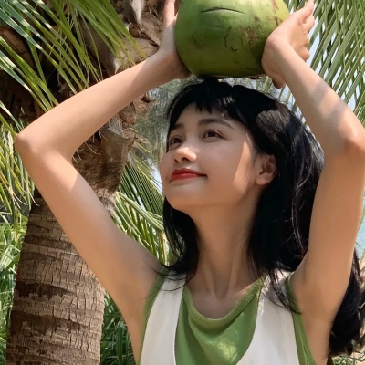 海口伴游小姐姐氣質(zhì)車模么卿花