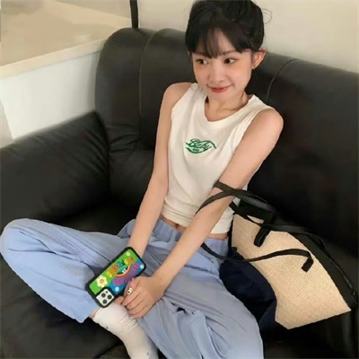 石首美女伴游預約接待員韋裴帥