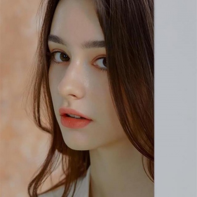 上海伴游小姐姐網(wǎng)絡(luò)紅人祈瑩蓓